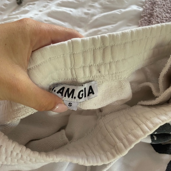 I Am Gia Butterly Sweatpants - Picture 2 of 3